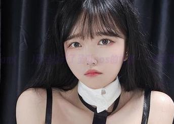 咳咳，Aram(아람)已经拉开了圣诞cos的帷幕——惊喜还在后头！