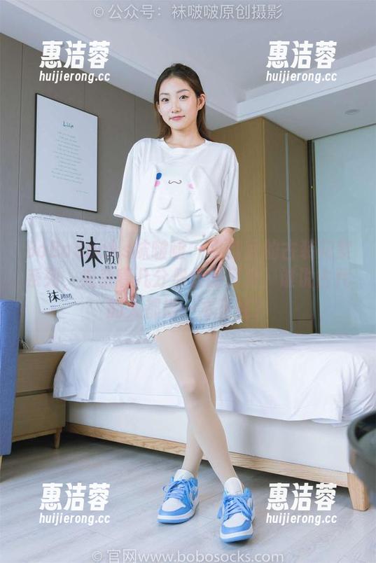 BoBoSocks袜啵啵-小甜豆 BoBoSocks袜啵啵 - 小甜豆的古装花絮系列,夹杂着几分傻傻的可爱,谁说古代的人都得一本正经?