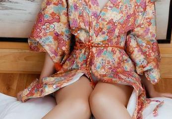 GIRLT果团网 – 原图私拍：梦心月的棉袜，与每个季节都有的小讨论