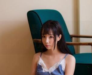 GIRLT果团网 – 裴希西的高清裸足，原图中的细节炫酷到掉渣！