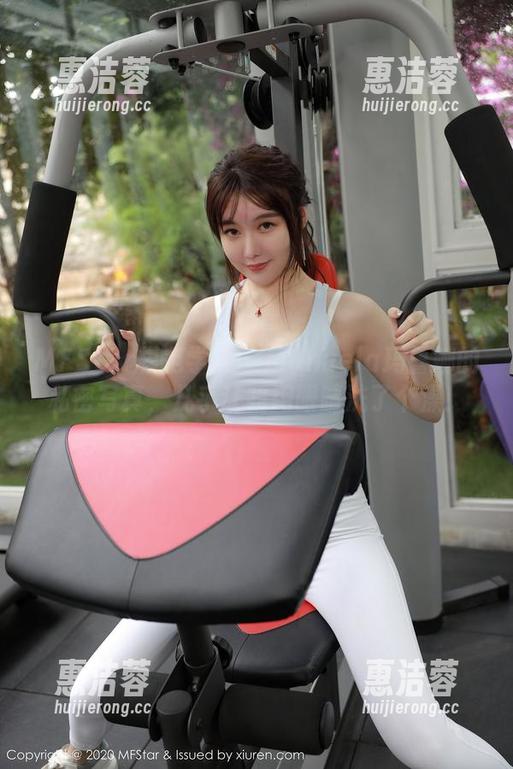 MFStar模范学院 - Manuela玛鲁娜的私密写真，几乎让我用眼睛洗了个澡！