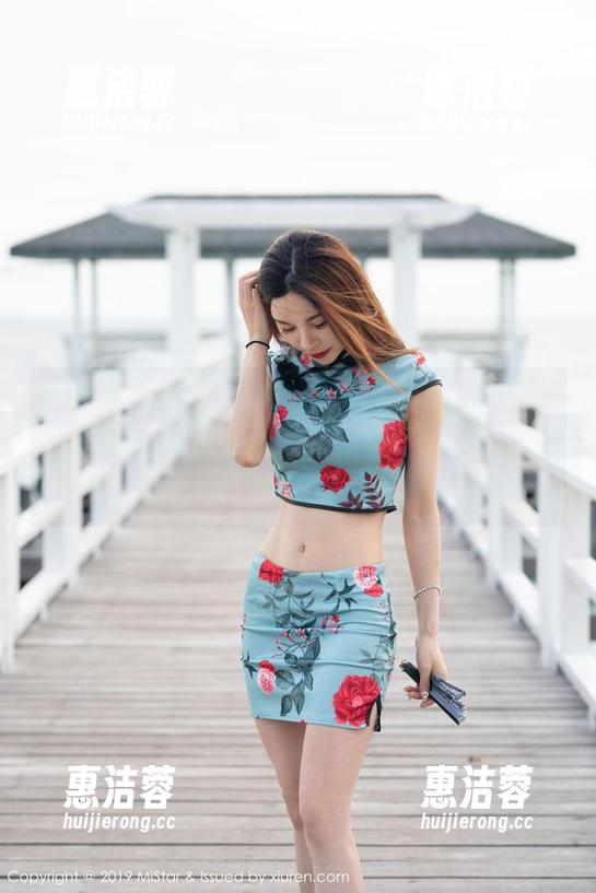 MiStar魅妍社 - 必看！易阳Silvia的这组最新美图，礼服和她的神态都让人忍不住停留。