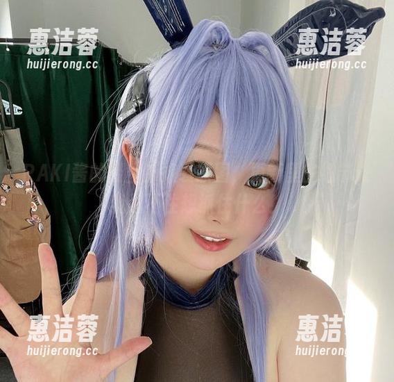 PAKI酱的镂空新娘装原图，更新里的细节让我忍不住想抓住什么！