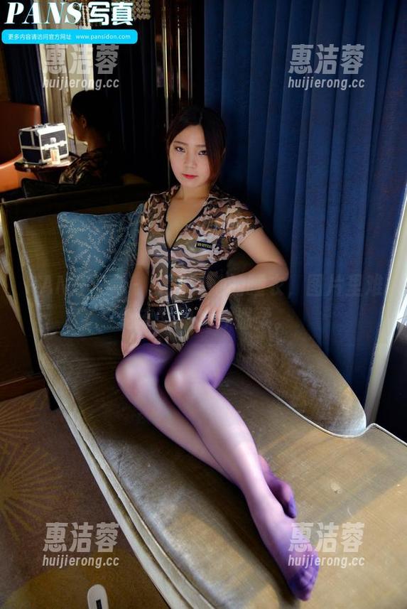 PANS写真 - 夏涵和她的睡衣，图片里难免流露的几分温柔。