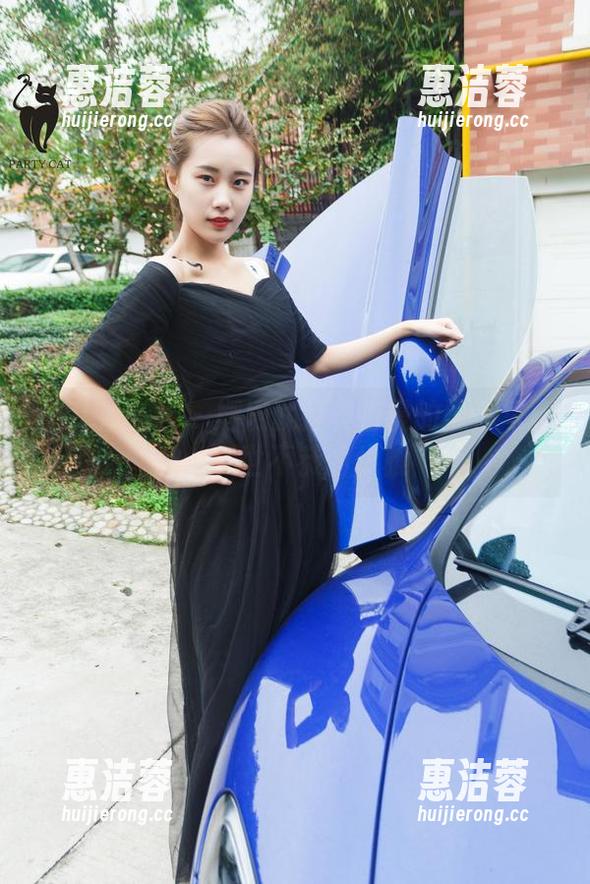 PDL潘多拉 - 姗姗就打奥特曼的黑色写真：玩世不恭的优雅
