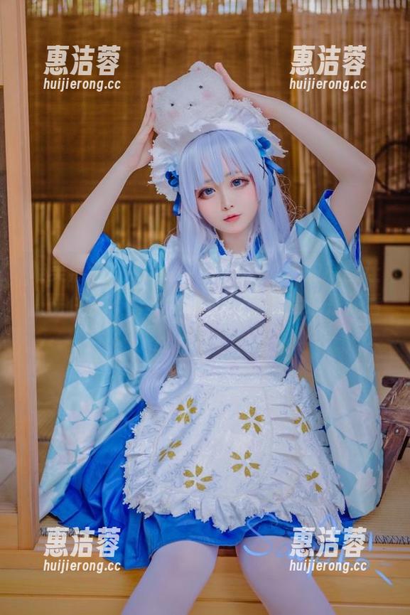 唯美黑白，Sayako＿今年4岁的原图让人愣住了，真不知道应该先看脸还是先看身材。