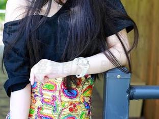 TGOD推女神 – 当赵伊彤碰上天台，顺便送你一整套图片，别眨眼哦！