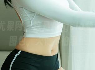 UGirls尤果网 – 这是Angela楚楚的写真图包，天使不怕羞！