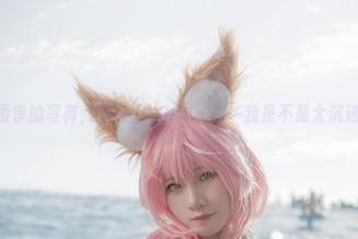 Uki雨季的写真，搭配上2BA2，哎…我是不是太沉迷了？
