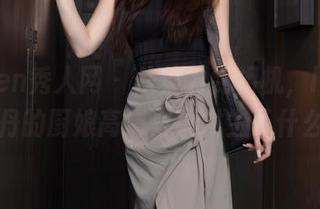 Xiuren秀人网 – 从菜刀到相机，lucky咏丹的厨娘高清写真发生了什么？