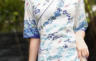 Xiuren秀人网 – 夏诗诗Sally的自拍很绚丽，高清图包让人眼花缭乱，冷静不下来。