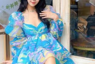 Xiuren秀人网 – 她的‘居家’太有戏了，陈柒柒，这套写真真不是让人偷懒的借口？