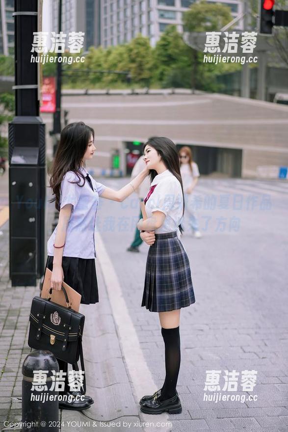 YouMi尤蜜荟 - Carol周妍希的夏日作品，居然让我在网盘里迷失了方向