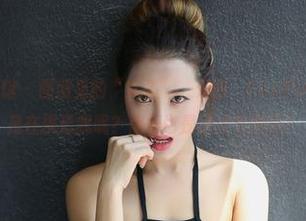 YouWu尤物馆 – 图册里的“女孩”，天哪，FoxYini孟狐狸真的是在挑逗我呢？你们也是这样觉得吗？