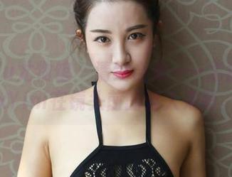 YouWu尤物馆 – 清纯合集——孟狐狸FoxYini在镜头前的迷人呆萌。