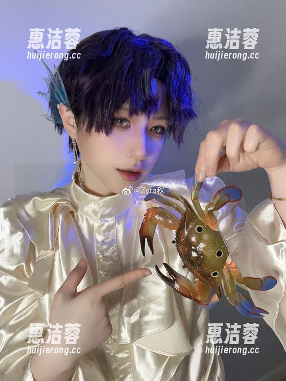 小心，Zyra秋的运动图集可能会让你心里闪过一丝负罪感！