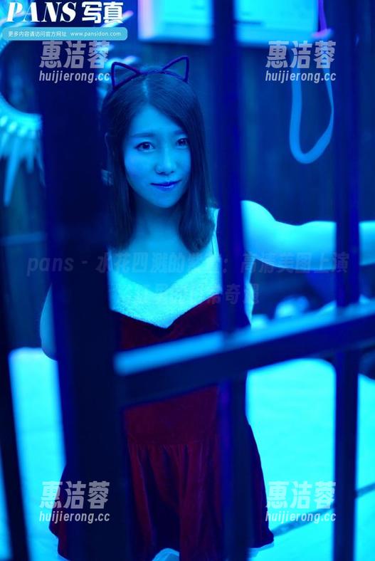 pans - 水花四溅的紫萱：高清美图上演浴缸里的日常奇遇