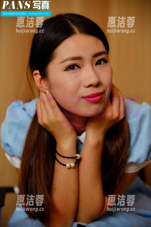 pans - 美惠子又来凑热闹，白色画像在线，这种简约风很容易就让我联想到午后的懒散。