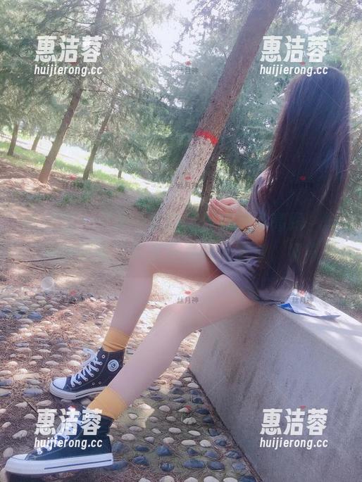 微密圈 - 又是一季的牛仔裤细带高跟，丝月神的新写真集要来刷新眼球，好奇