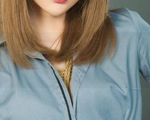 丽柜 – 哇，婷婷的美脚写真合集，让我有点小羡慕，这好像能穿出650种姿态？