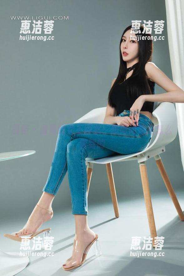 丽柜 - 潼潼的女王图集：想问问她是怎么做到的