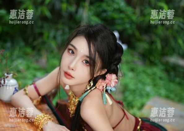 余多多Dudu的私拍美图，其实我只想知道这ASMR到底怎么回事？