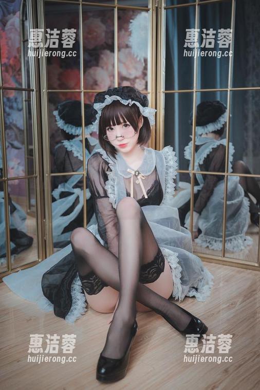 南鸽的女仆照集：透明到了极致，没漏什么吗？