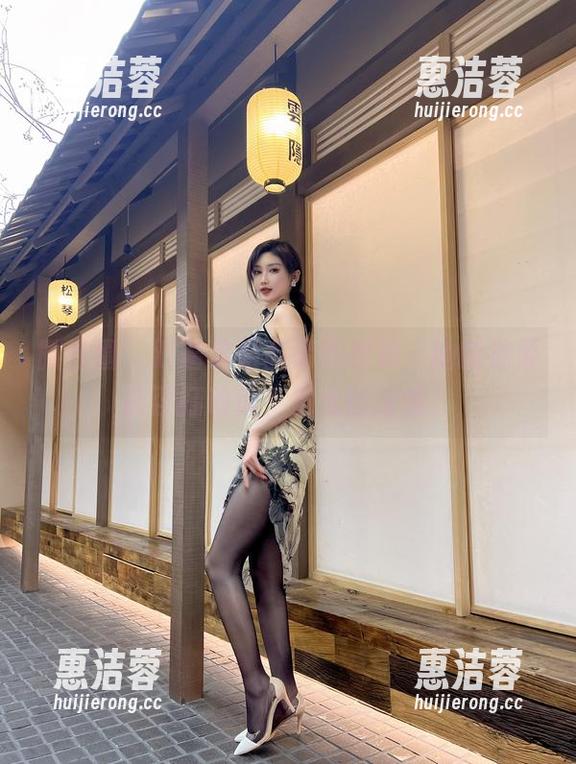 微密圈 - 盯着这组高清周妍希，她的温柔能否打动你？别太期待哦。