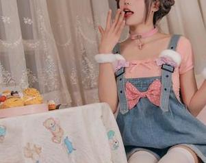 作品直击：咬人小小兔清纯全集，为什么这兔子看起来又乖又叛逆？