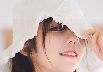 喵糖映画 – 蠢沫沫的丝袜图集，更新后的风格你敢尝试吗？
