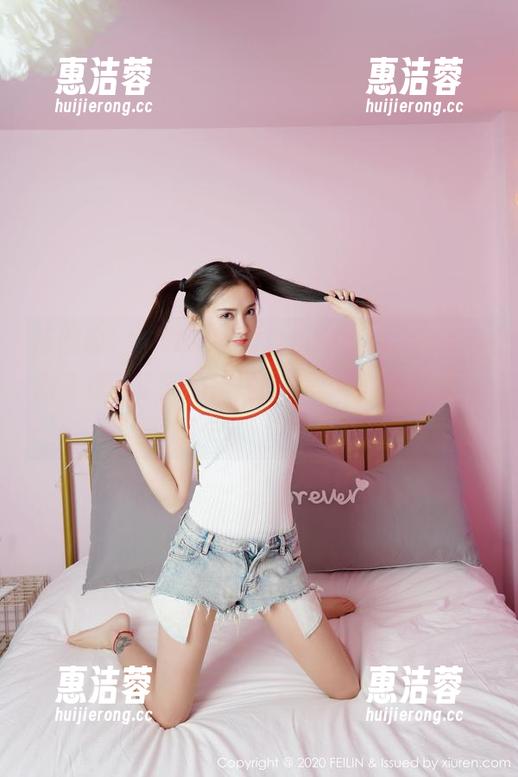 嗲囡囡 - “李梓熙的空姐写真集，真让人对飞行有了新的向往！”—不过坐飞机体验不太一样吧？