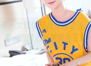 头条女神 – 大悦悦作品里的蕾丝，轻轻一看，我的心就被绑住了！