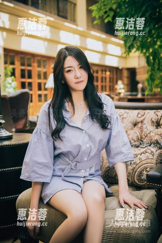 头条女神 - 琳琳的运动图片，就是这么个性，辣辣的！