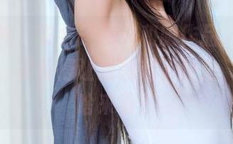 头条女神 – 美会子那件和服作品，就像一阵春风，柔和得让我想起了什么，具体是啥来着？