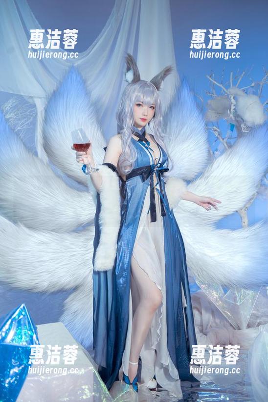 网盘变幻，羽川翼在妖少you1笔下轮回不息。