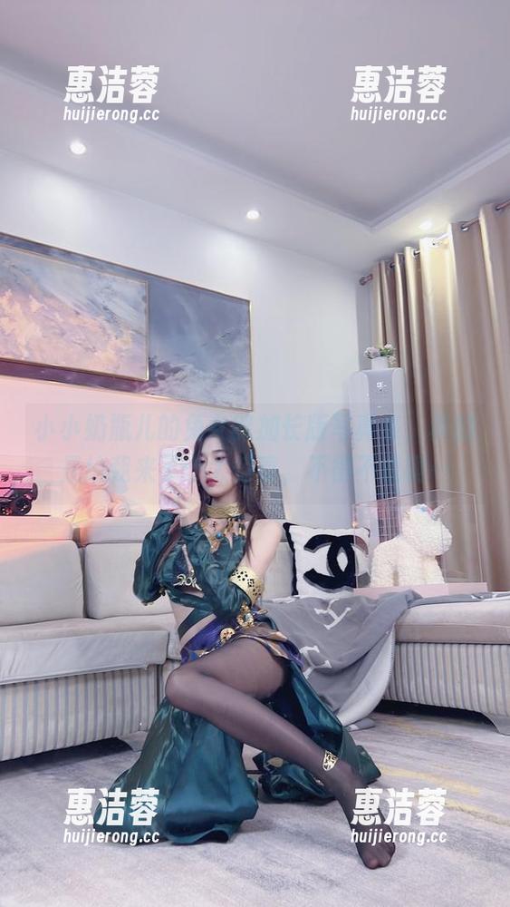 小小奶瓶儿的兔女郎加长版写真集，真的是给我来了个大惊喜，不得不说啊…