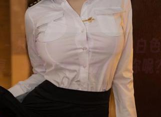 尤蜜荟 – 只是Carol周妍希的白色写真分享，被这个颜色洗礼，你呢？