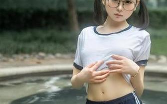 拉开兔子洞的门，看幼水铃衣如何驾驭VOCALOID写真和壁纸！
