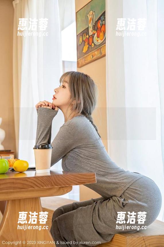 星颜社 - 不一样的护士风，王婉悠Queen写真，下载吧，贼有趣！