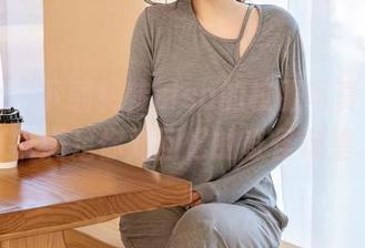 星颜社 – 下载转转Lisa的校服写真，完全可以满足你对回忆的奇怪渴望。