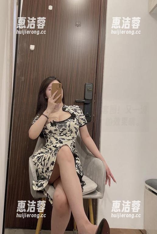 微密圈 - 是可馨耶的旅拍新套图！又一波旅行灵感自带“会心一击”的效果哦。