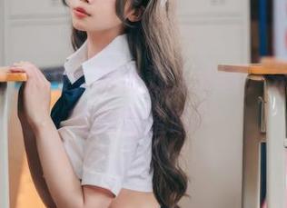 一盘杏仁曲奇，两份双人美图，分享都是爱的甜蜜呐！