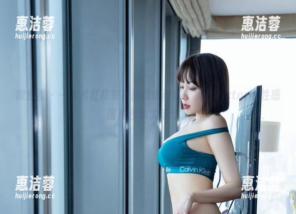 果儿Victoria 微密圈 - 一大片红皮束身的致命诱惑,果儿Victoria性感图片合集太过分。