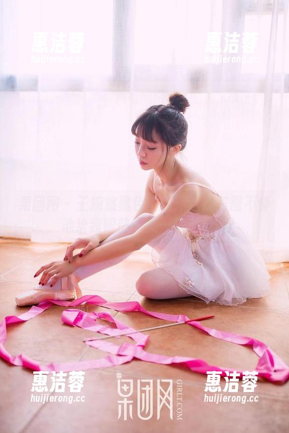果团网 - 王婉悠黑色主题：这组美图不停地给我眼前一亮…精选推荐