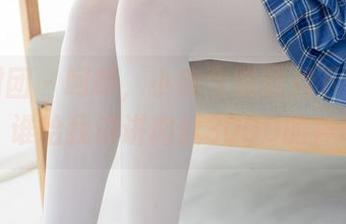 森萝财团 – 呵呵，小夜今晚的月下美图分享，谁给我讲讲肉丝300D的神奇？