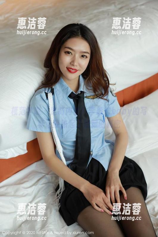 模范学院 - 定制内衣？李颖煊baby的写真让我想起了隐藏的秘密