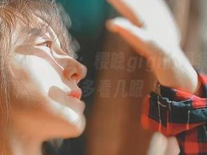 银白色的夜晚与女孩：樱晚gigi的图集，不禁让我多看几眼