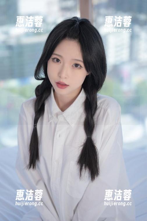 高清在线，清水由乃扮演的秘书，就像你潜意识里的职场梦。