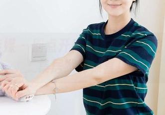 物恋传媒 – 别点开！最新教室里的小晴图集居然有惊喜！