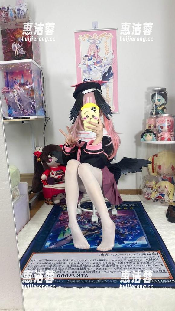 桔梗之下，白栎Shirly到底想表达什么？